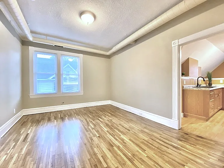 1113 Minnehaha Ave E #2 — Photo 8