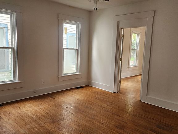5th image of 416 Montgomery St #2
