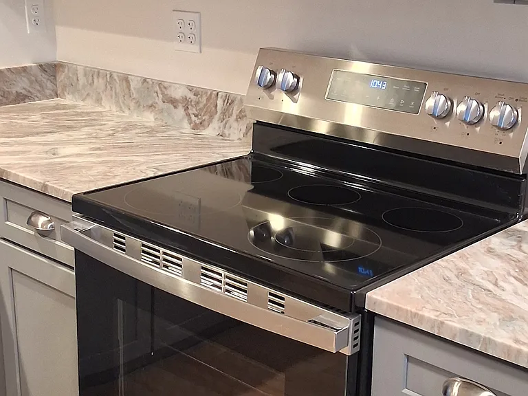201 Hoffman Ave #25 — Photo 6