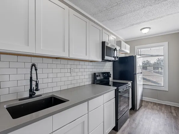 Renovated Apartment in the Heart of Hyde Park