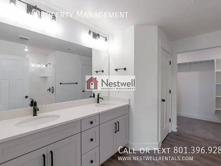 883 N Portman Way — Photo 6