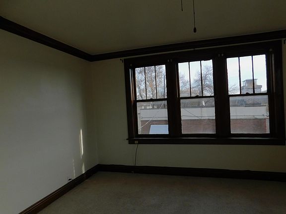 4th image of 820 Columbus St APT 11
