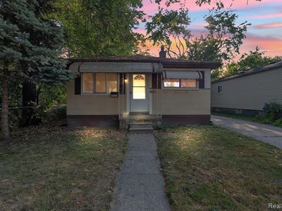 5627 Gertrude St, Dearborn Heights, MI, 48125