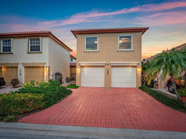 1088 Via Jardin, Riviera Beach, FL 33418