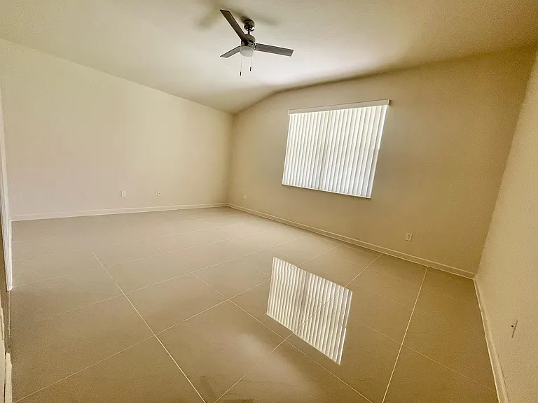 2370 Hinsdale Dr — Photo 19