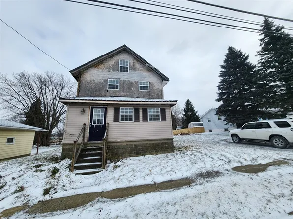 3313 Burton Ave, Erie, PA 16504