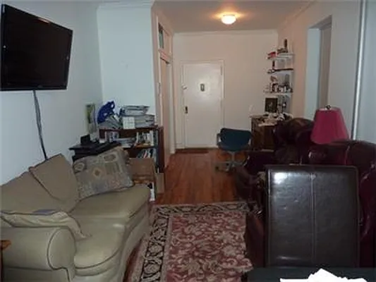 Rented by Cohen Smith Chang LLC | media 13