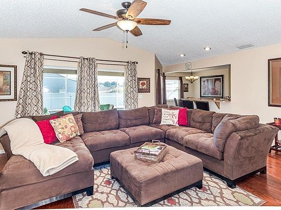 5th image of 8677 Pebblebrooke Way