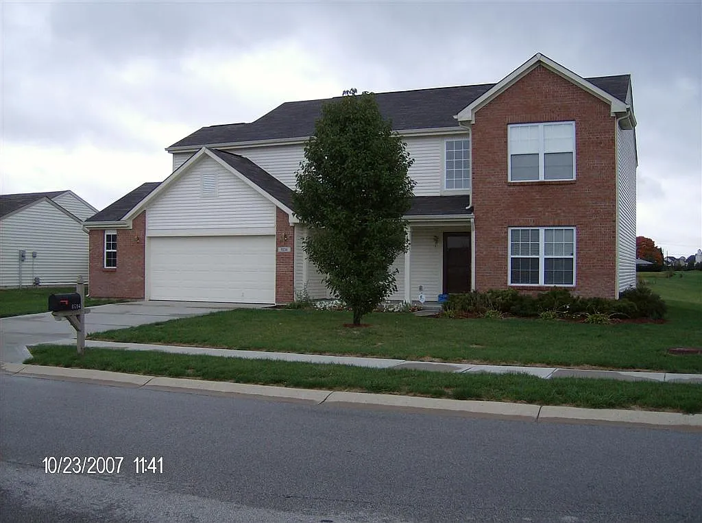8534 Robin Run Way photo 1