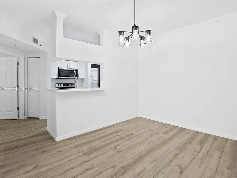 17145 N Bay Rd #4303 — Photo 6