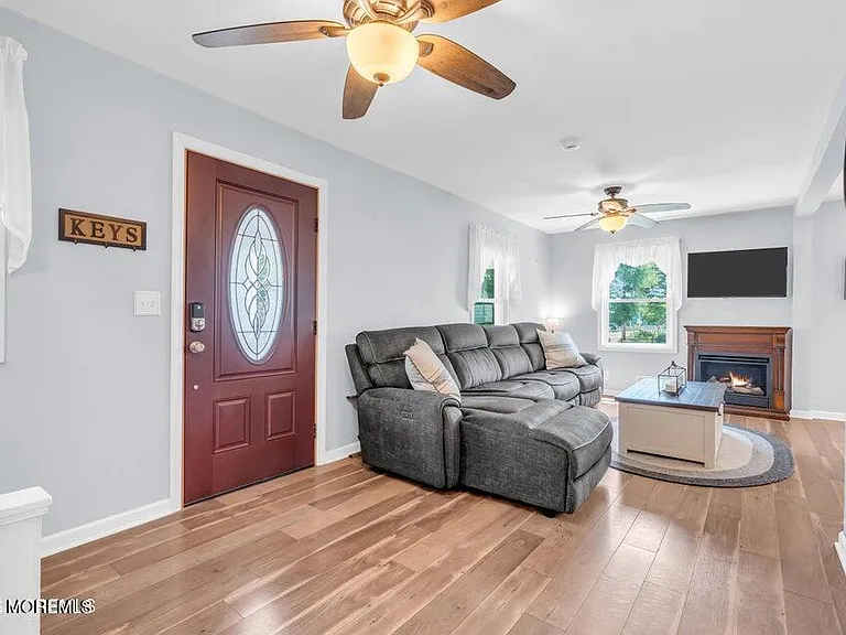 502 Corlies Ave — Photo 4