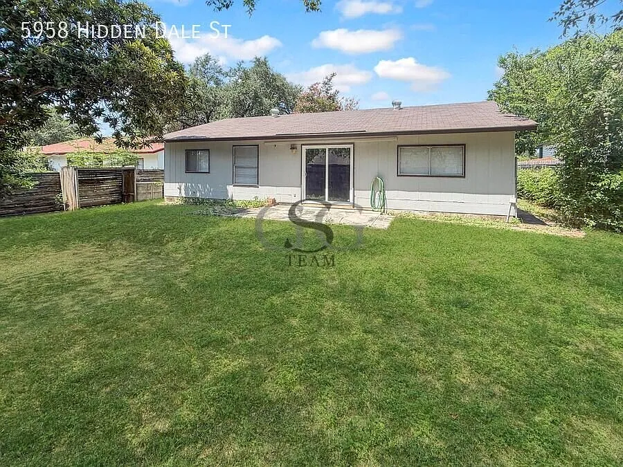 Welcome to 5958 Hidden Dale! — Photo 3