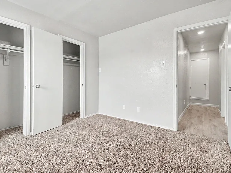 2201 Jackson Cir — Photo 23