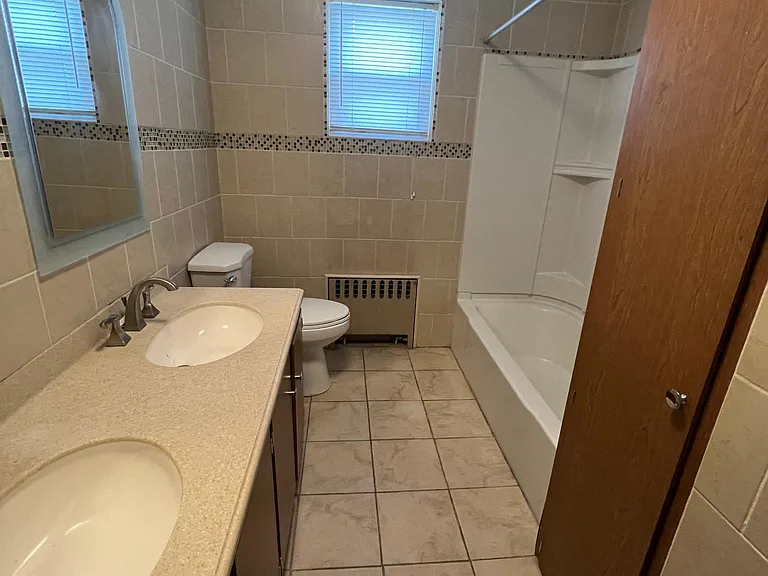 212 School St #3 — Photo 5