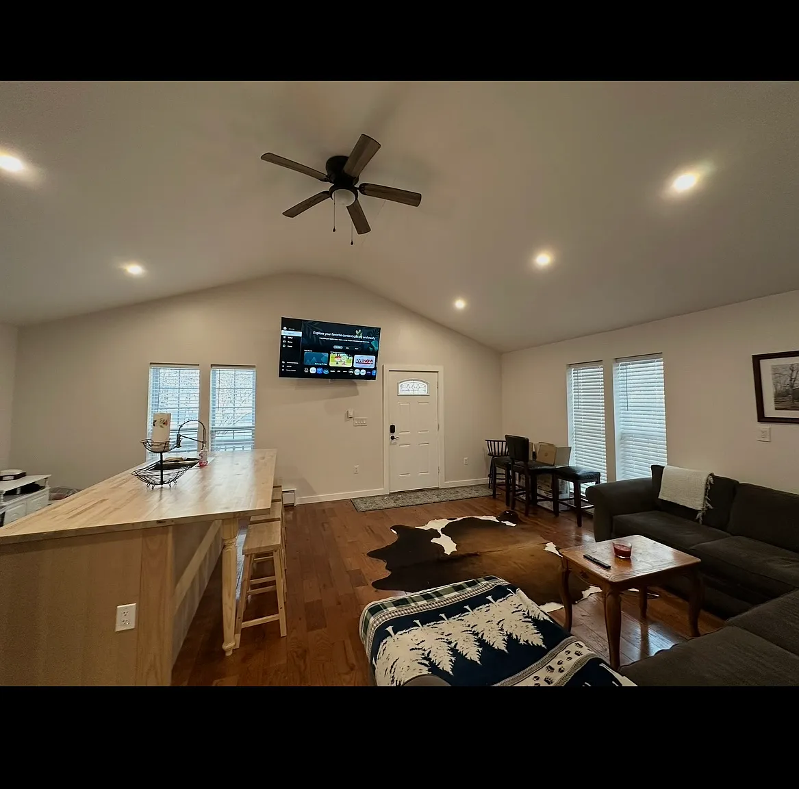 49 Old Stage Rd — Photo 2