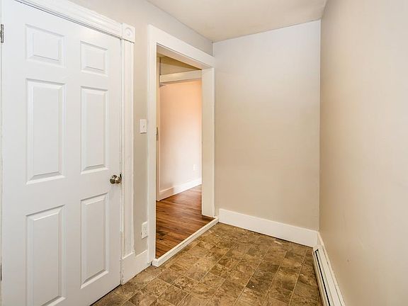 5th image of 230 Marble St #4