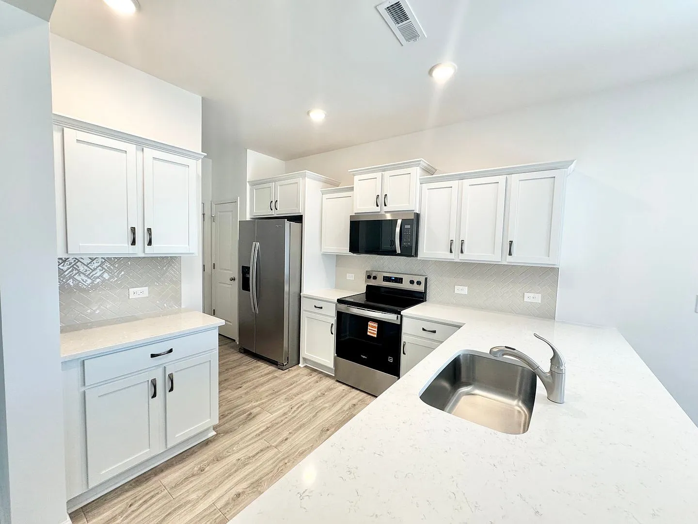 Brand New 3 Br Home In Shay Crossing Minutes From I-85 - Available 11/04 — Photo 4