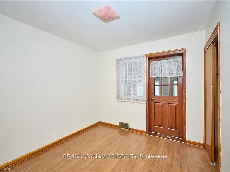 6299 Murray St — Photo 9