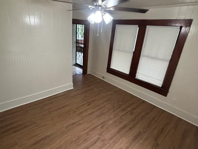 3515 Carver Ave SW — Photo 17