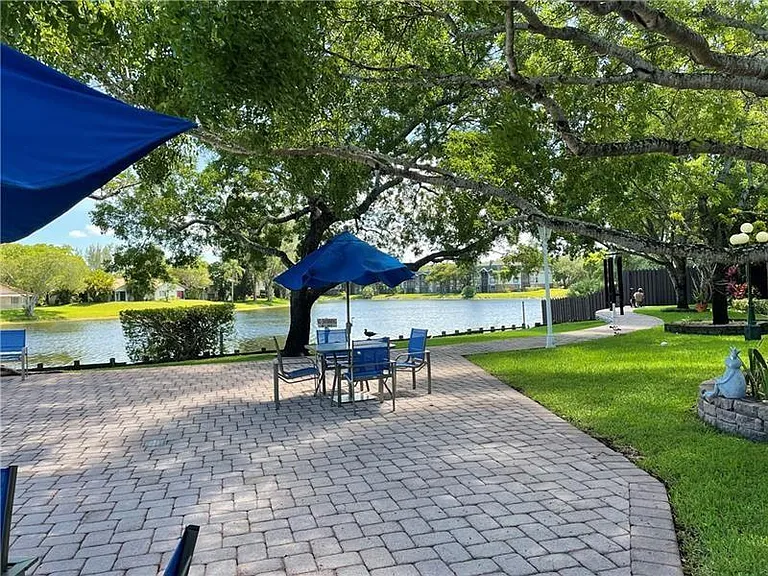 3790 Inverrary Dr #2Z — Photo 13