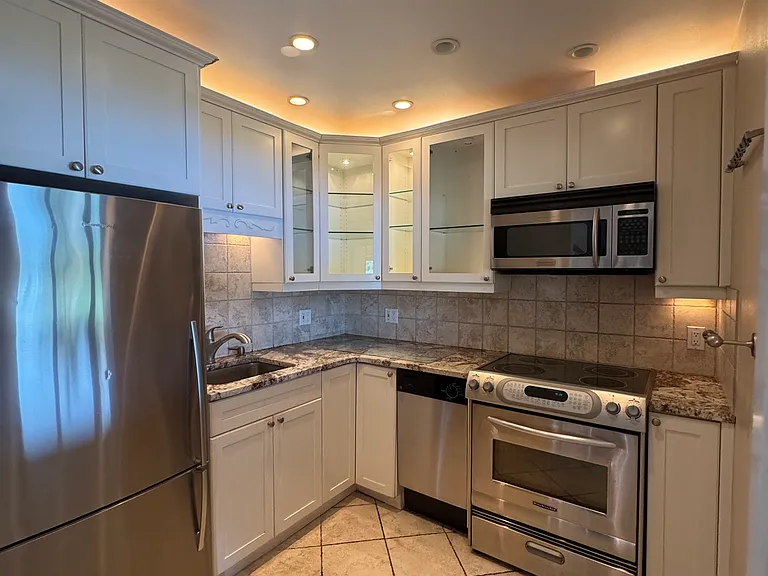1320 Pelican Creek Xing — Photo 13