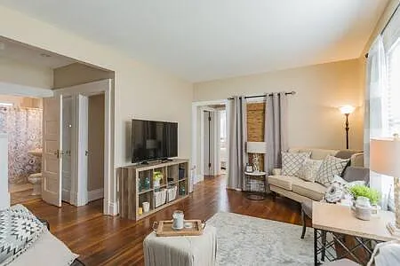 3016 Brightwood Ave — Photo 4