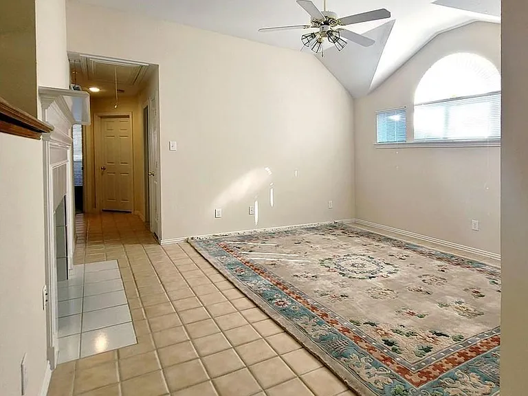 6401 Dakota Dr — Photo 16