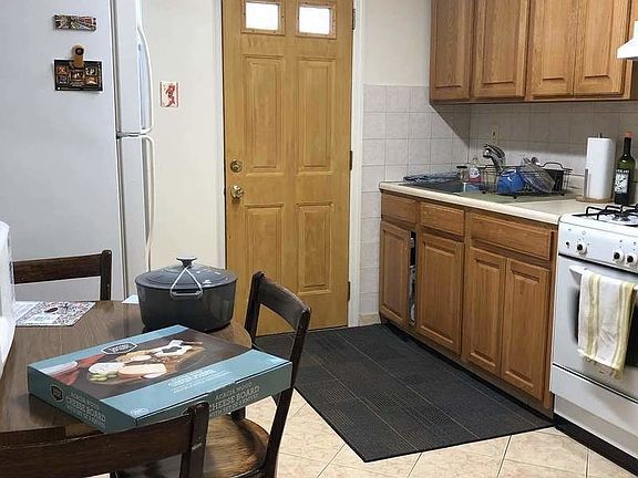4th image of 23-58 37th St #1A