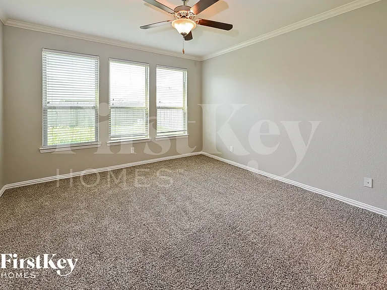 4306 Apple Ln — Photo 7