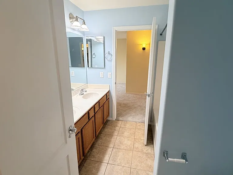 19546 N Krupps Ct — Photo 16
