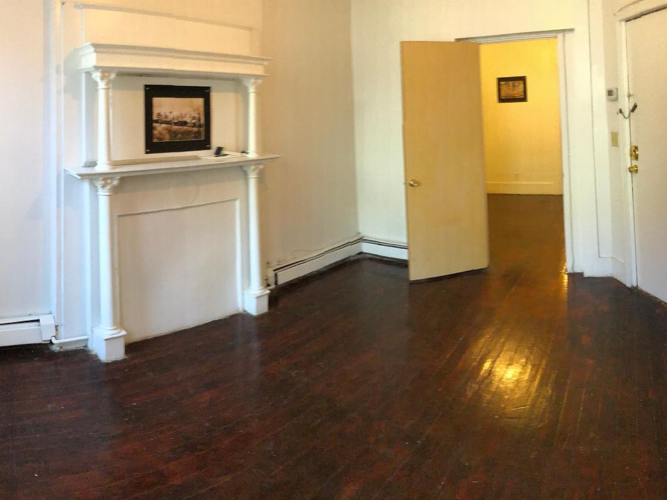 Master Bedroom with Private Entrance