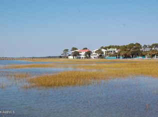 479 Tarpon Blvd, Saint Helena Island, SC 29920