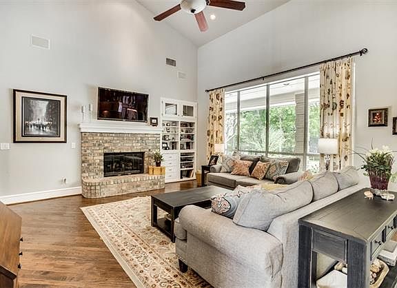 2nd image of 361 Ashwood Ln