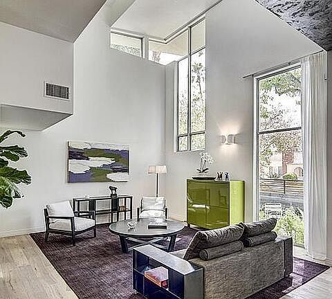 5th image of 612 Westmount Dr