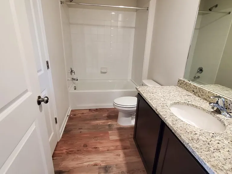 1260 Veritas Ln — Photo 2