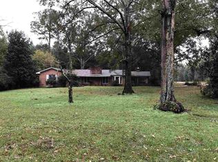 1041 Beasley Rd, Jackson, MS 39206