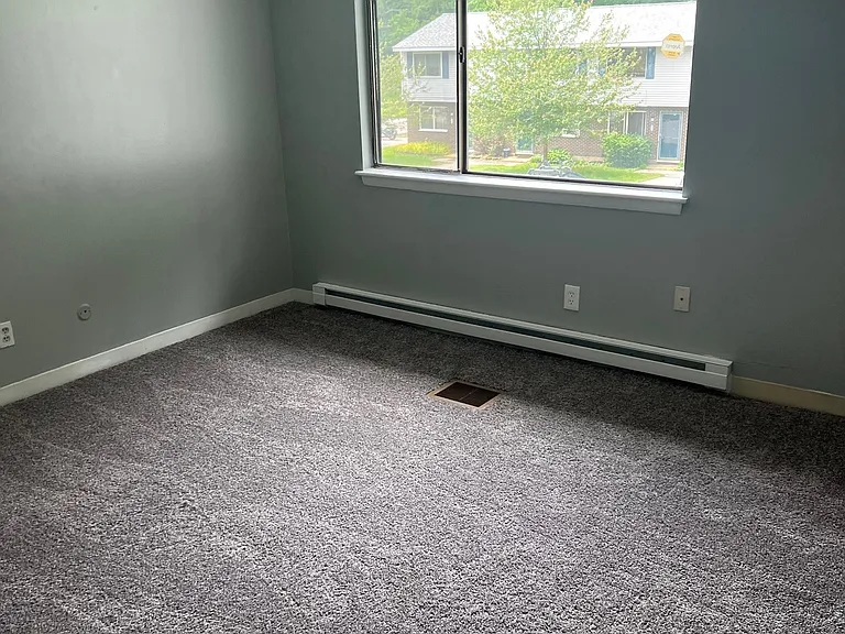 616 Portland St #25 — Photo 2