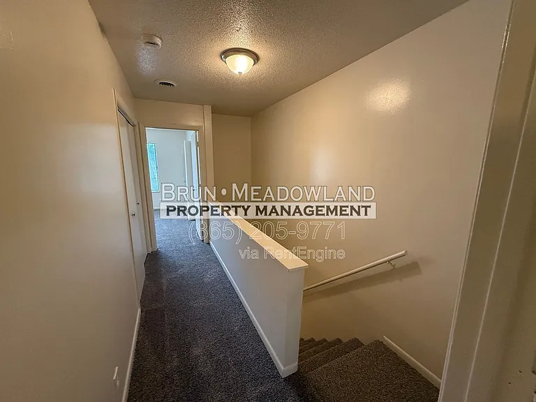 10409 Victoria Dr #D — Photo 28