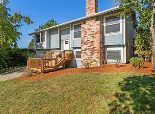 1150 SW Chastain Dr, Gresham, OR 97080