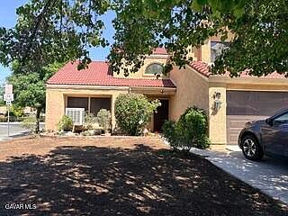 1st image of 44322 Fenner Ave