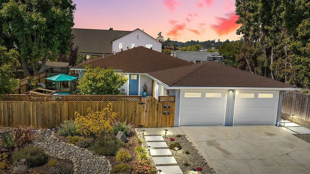 2 bed, 980 sqft, $3,400 — Photo 1