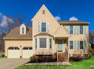 16 Knoll Brook Ct, Greensboro, NC 27407