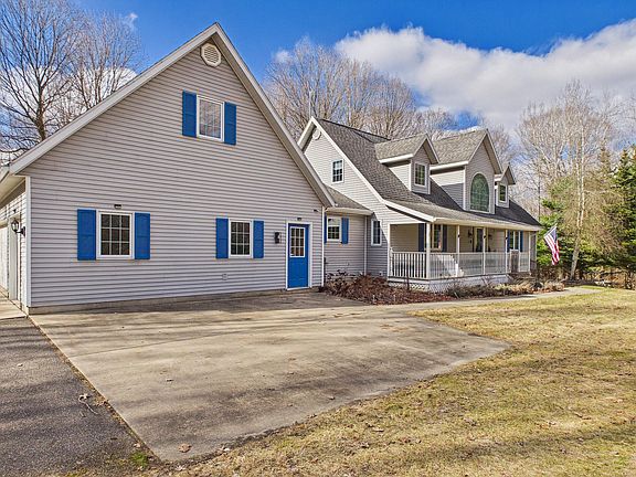 2nd image of 10345 Red Oak Rdg