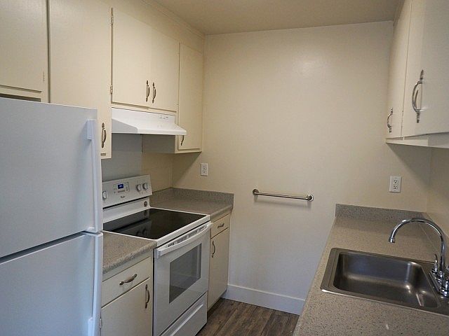 1st image of 3600 Pennsylvania Ave APT 22