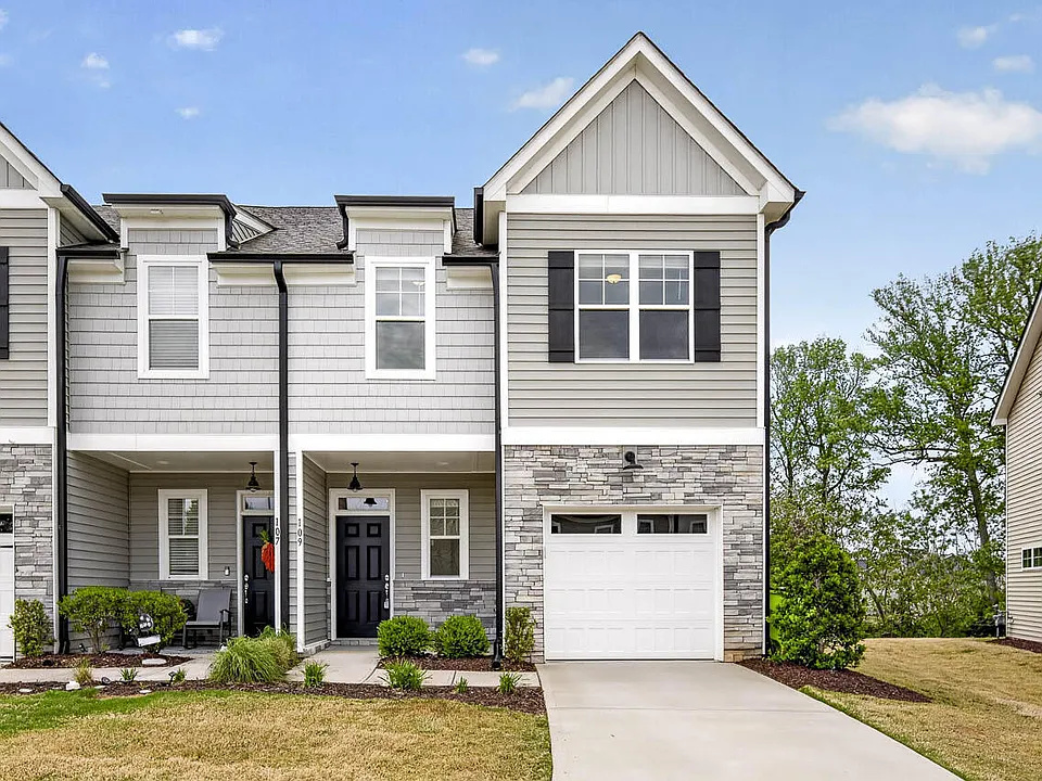 109 McDowell Ln