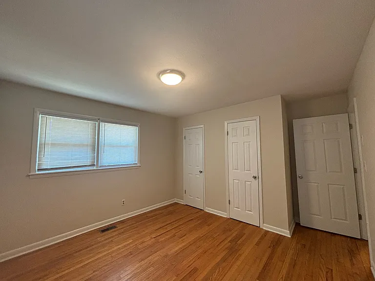1070 Rulnick St — Photo 14