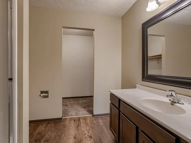 2644-48 W Timberlake Dr — Photo 25
