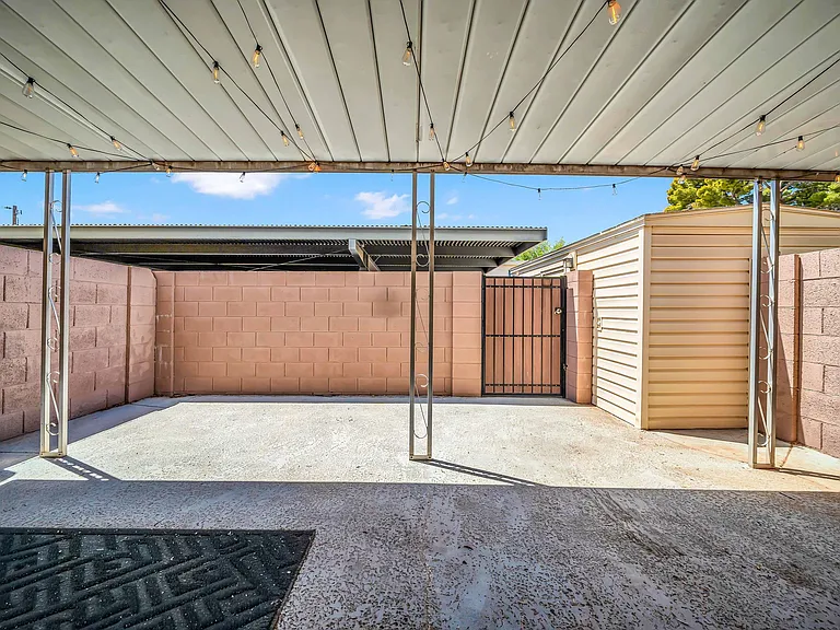 8462 E Chaparral Rd — Photo 4