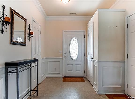 4th image of 6622 Goldenwillow Dr