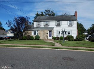 24 Berrel Ave, Hamilton, NJ 08619